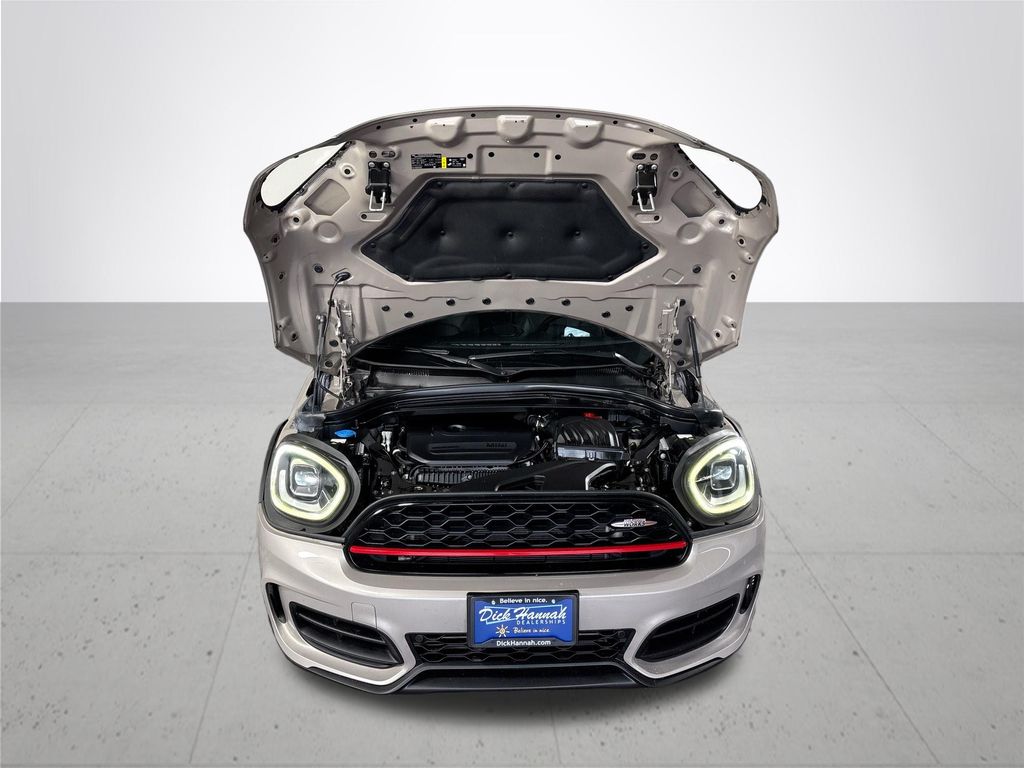 2022 MINI John Cooper Works Countryman Base