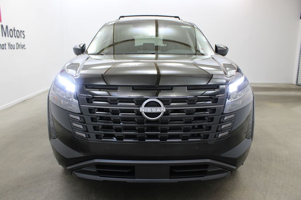 new 2026 Nissan Pathfinder car, priced at $39,010