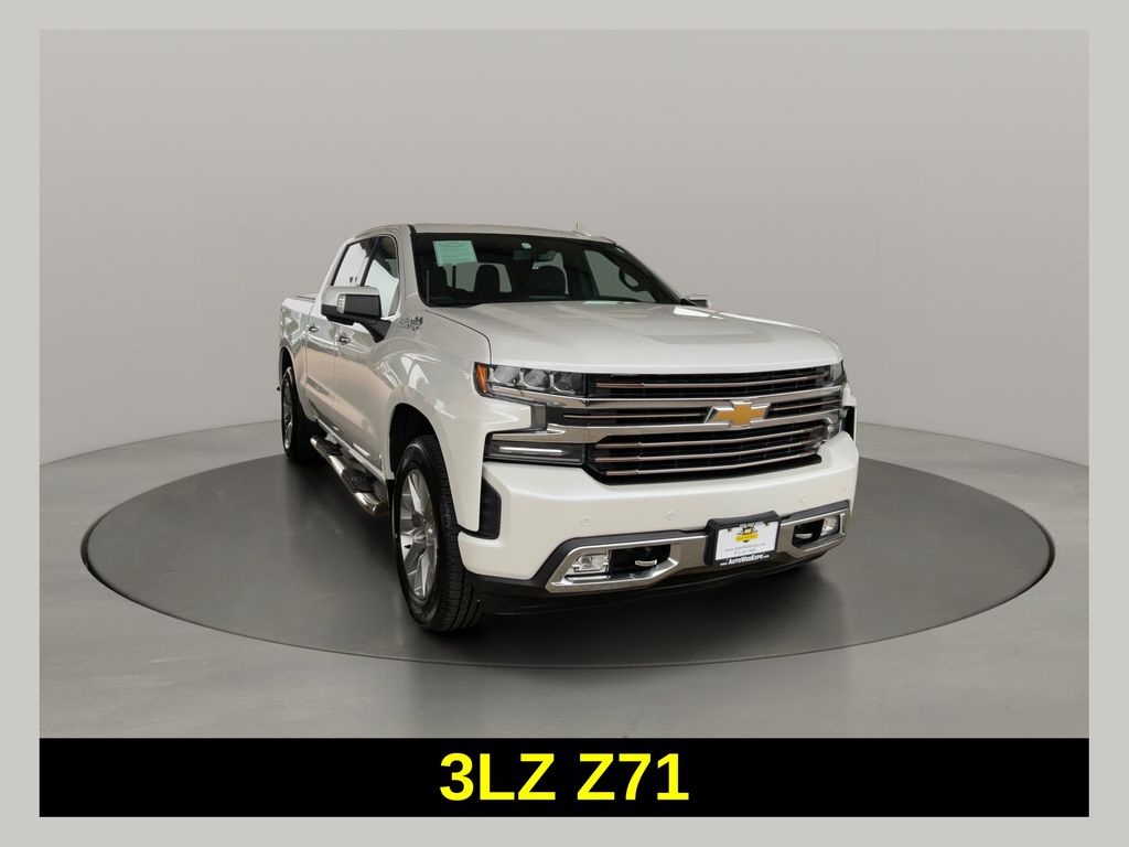 White (Iridescent Pearl Tricoat) 2022 Chevrolet Silverado 1500 Pickup Truck Four-Wheel Drive Automatic