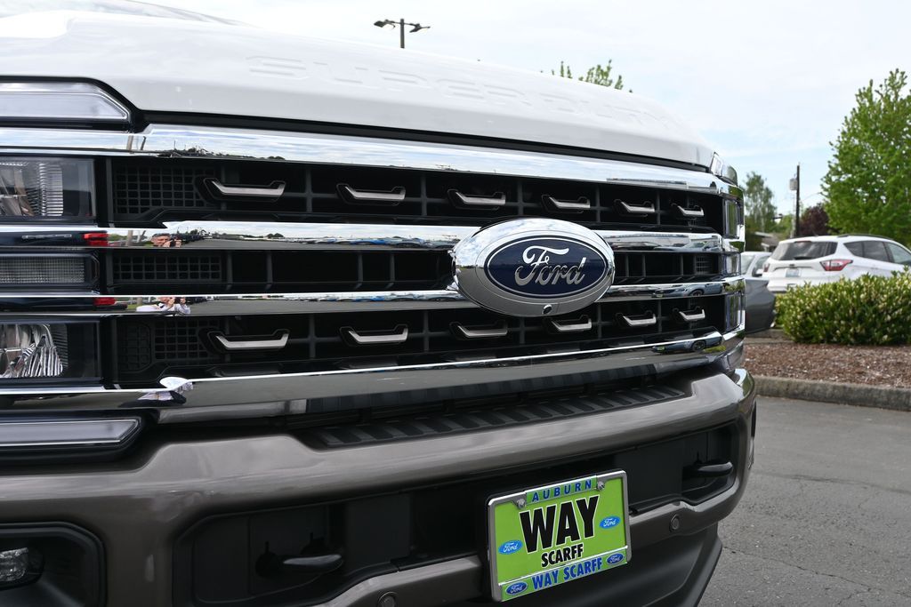 2023 Ford F-350 Super Duty King Ranch