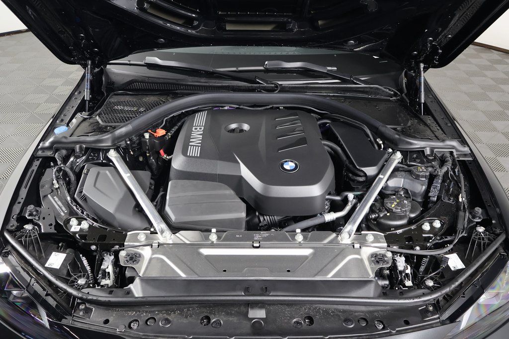 Thumbnail: 2027 BMW 4 Series - 10