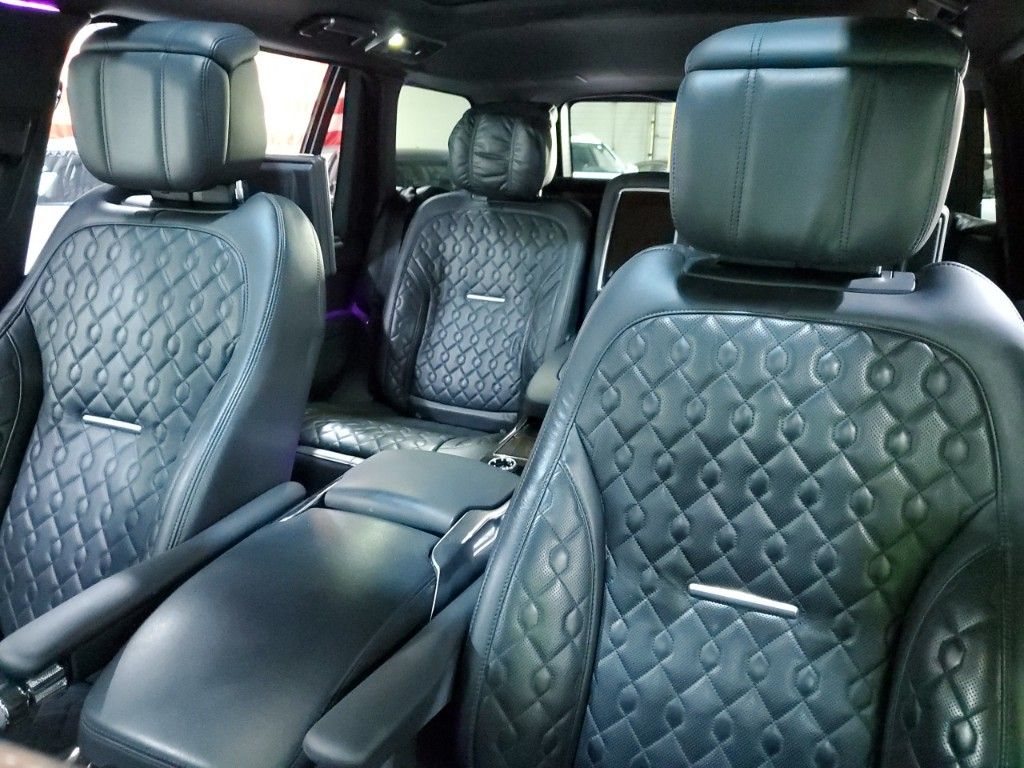 2020 Land Rover Range Rover SVAutobiography 47