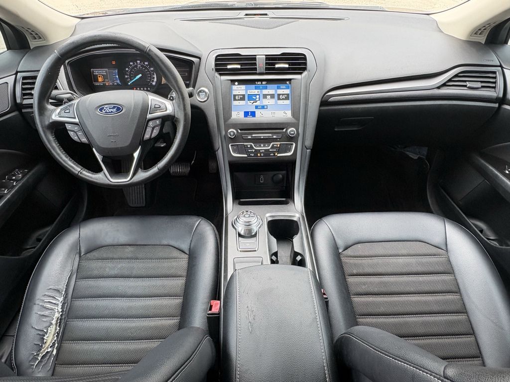 2018 Ford Fusion SE Gray at Community Honda