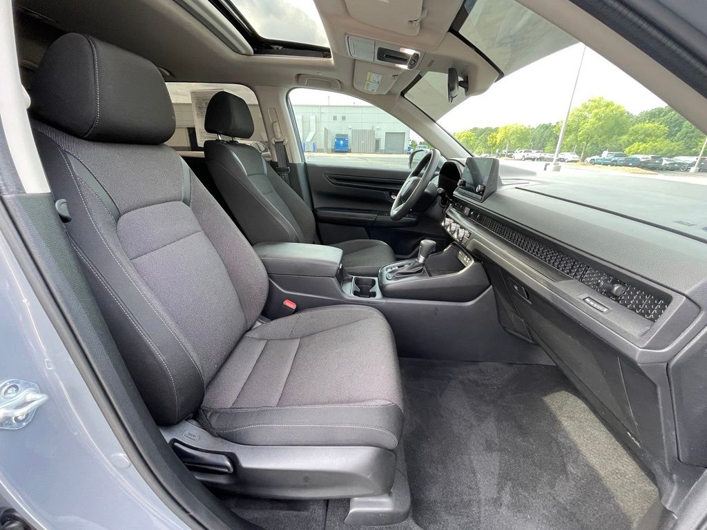Thumbnail: 2025 Honda CR-V - 32