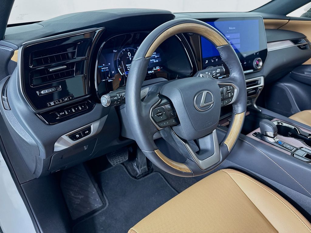 Thumbnail: 2025 Lexus RX - 9