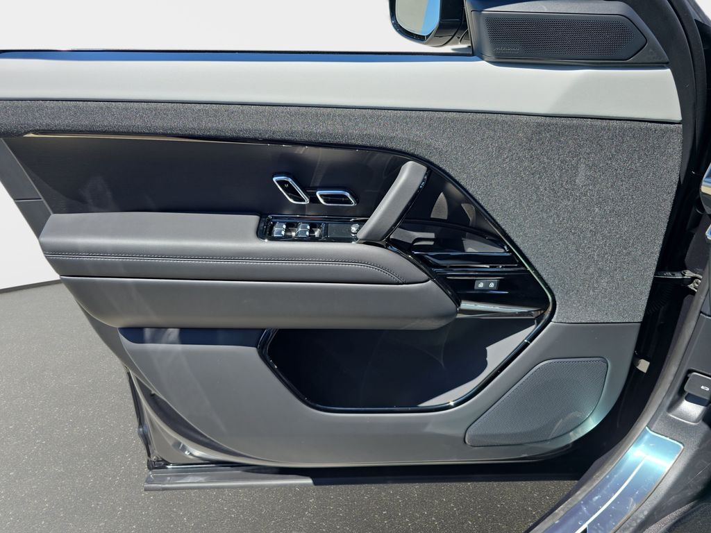New 2026 Gray Land Rover Dynamic SE image 29