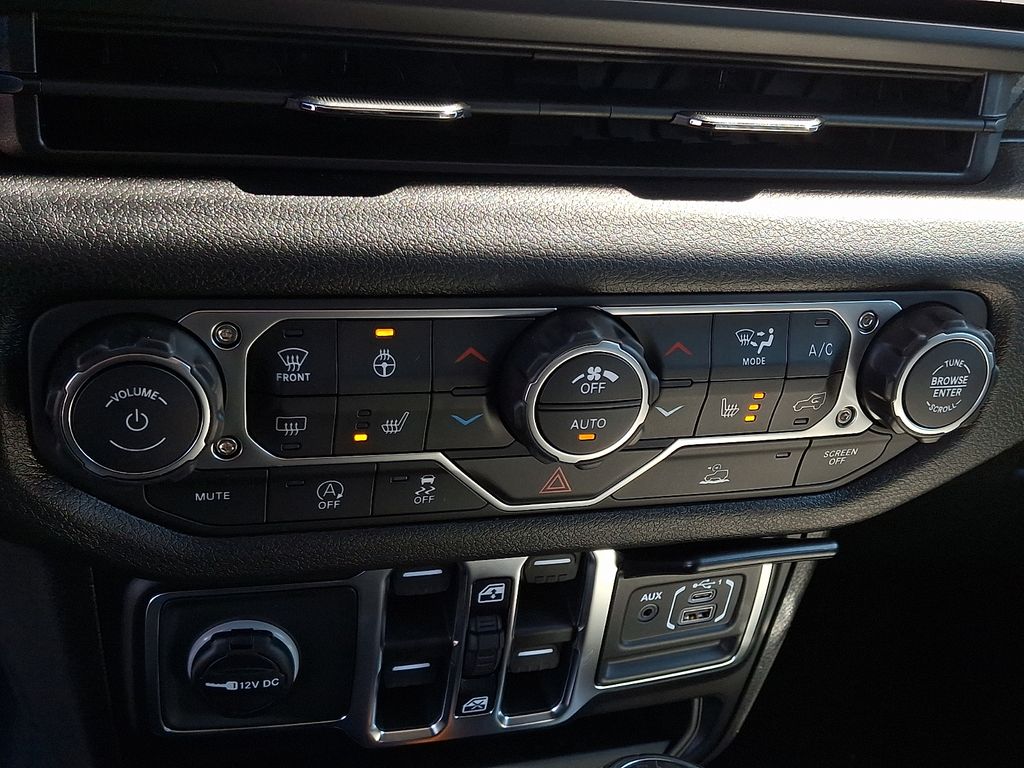 New 2026 Jeep Wrangler SUV
