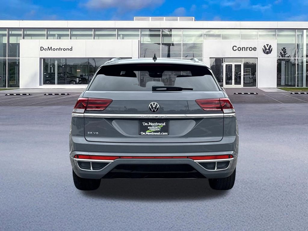 2021 Volkswagen Atlas Cross Sport 3.6L V6 SE w/Technology R-Line Gray at Community Toyota