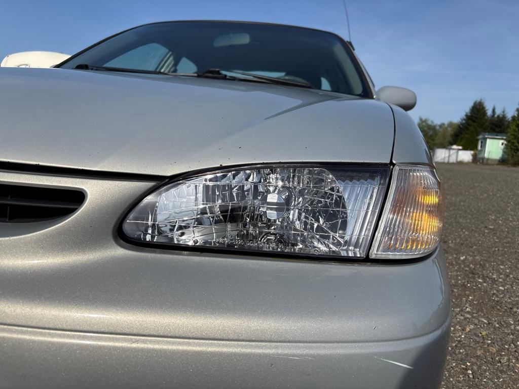 2000 Silver Stream Opal Toyota Corolla LE FWD Sedan