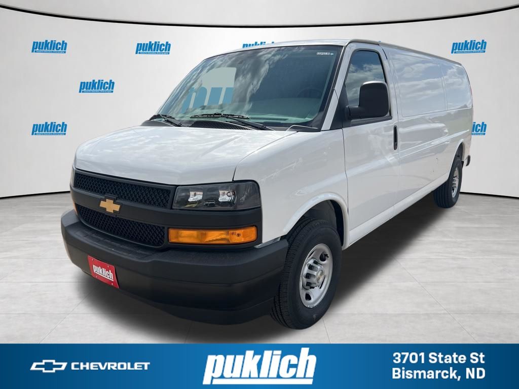 2026 Chevrolet Express 3500 Work Van 