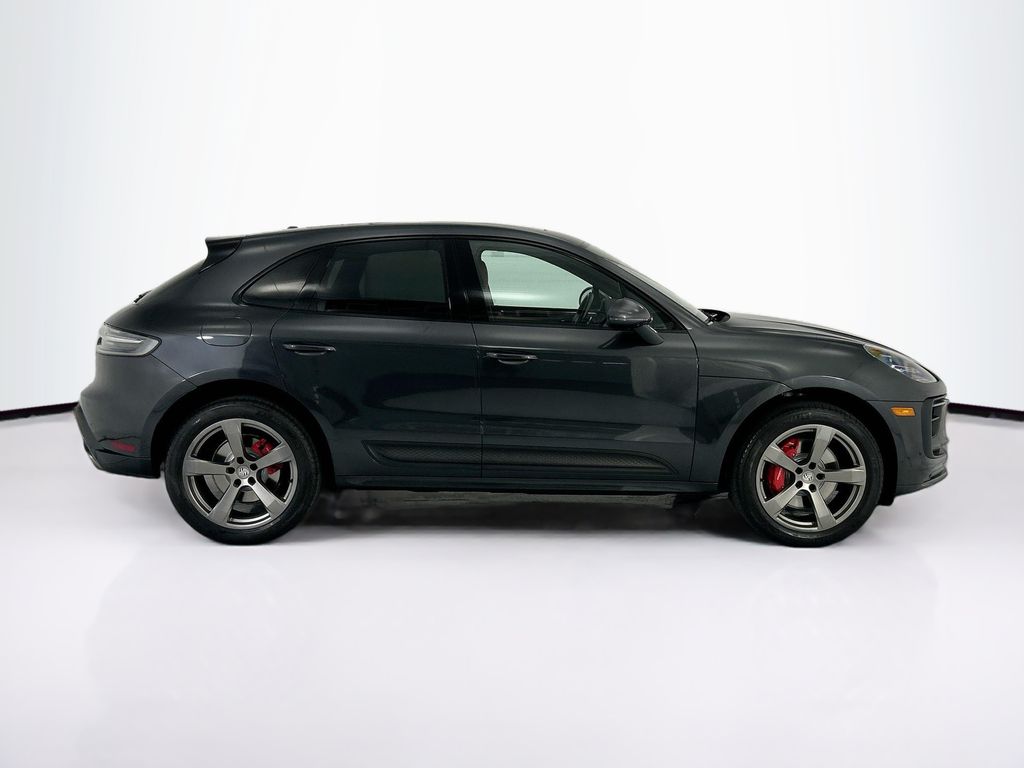 Thumbnail: 2023 Porsche Macan - 8