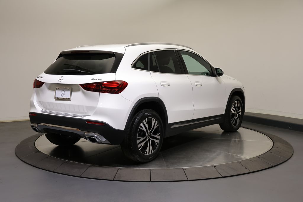 Thumbnail: 2026 Mercedes-Benz GLA - 7