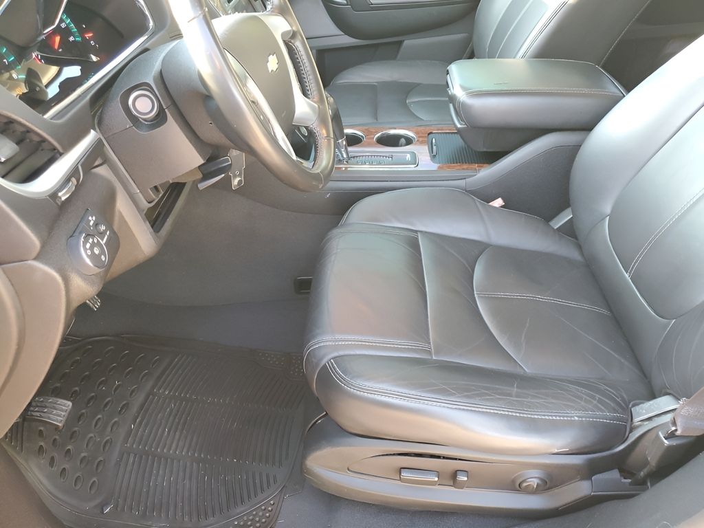 Used Car 2013 Chevrolet Traverse  2lt For Sale In Austin, Texas