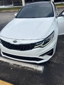Kia Optima S FWD