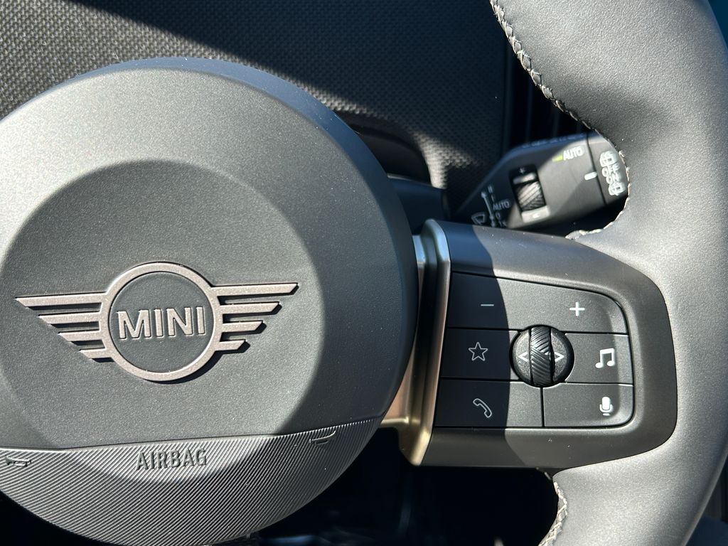 Thumbnail: 2025 MINI Cooper - 20