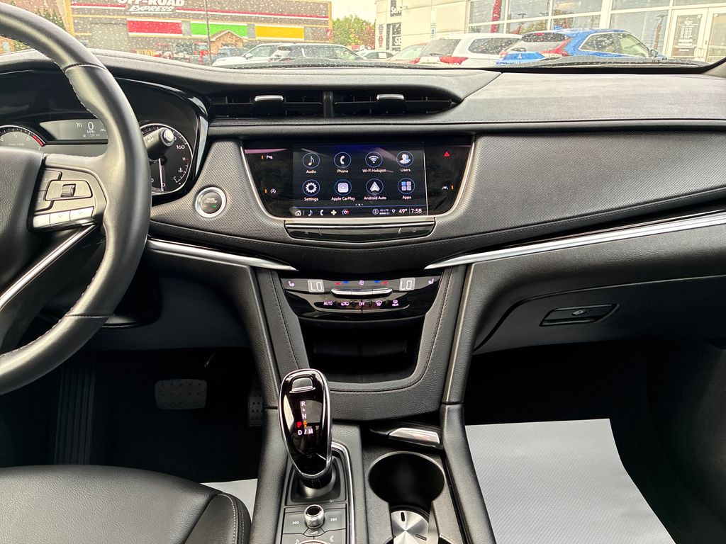 2024 Cadillac XT6 Luxury White at Carlisle Cadillac Buick GMC