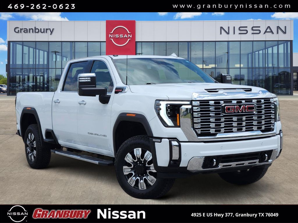 Summit White 2024 GMC Sierra 2500HD Pickup Truck Four-Wheel Drive Automatic