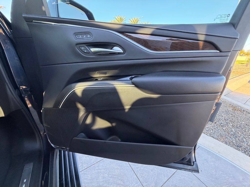 Thumbnail: 2023 Cadillac Escalade - 22