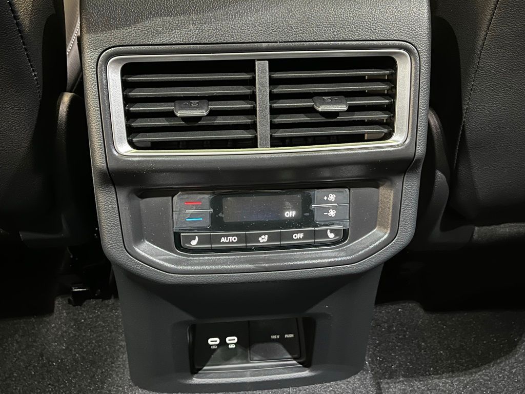 2026 Volkswagen Atlas SEL - Photo 25