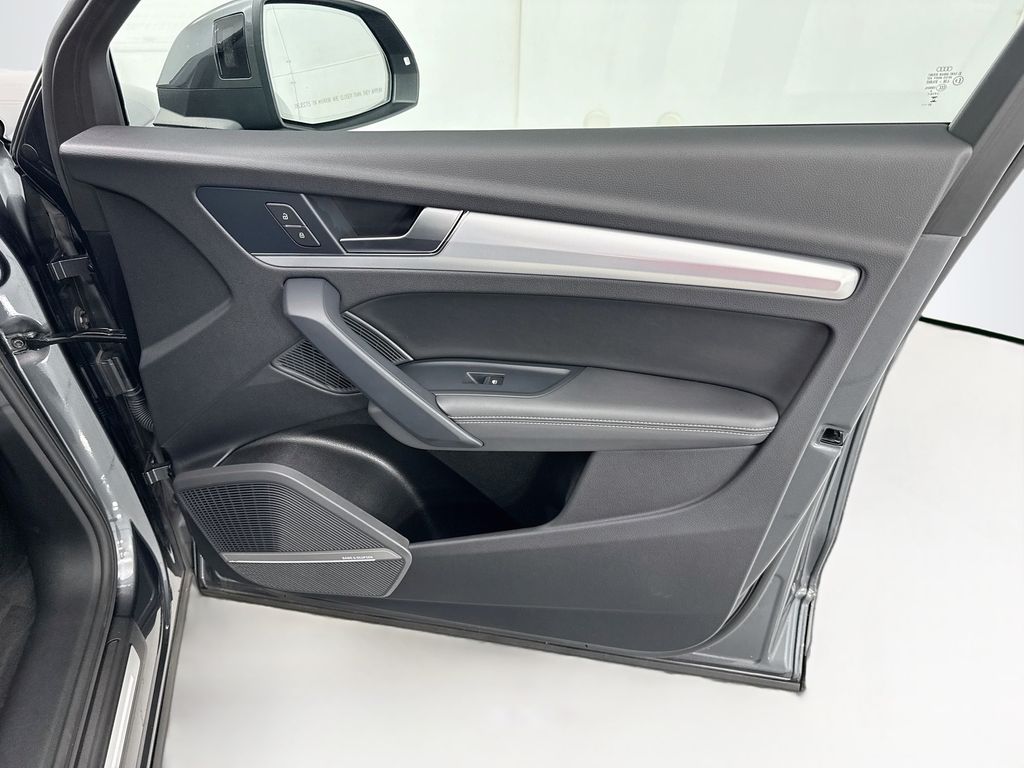 Thumbnail: 2023 Audi Q5 - 24