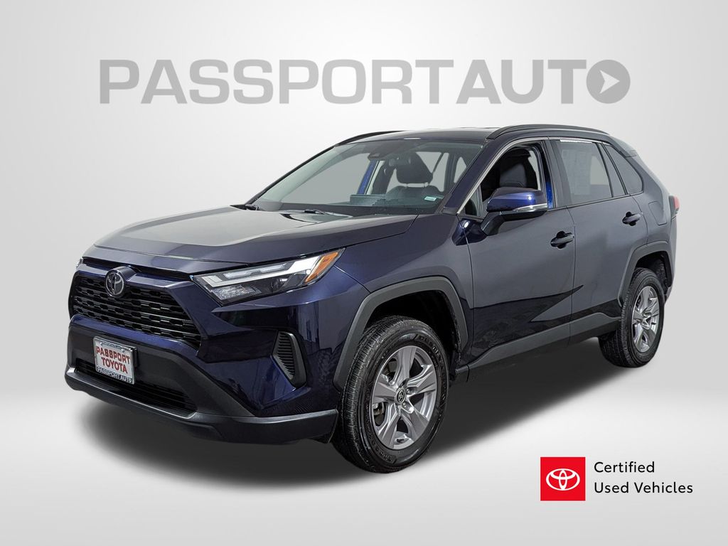 2025 Toyota RAV4 XLE AWD