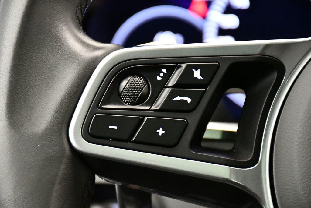 2023 Porsche Cayenne  27