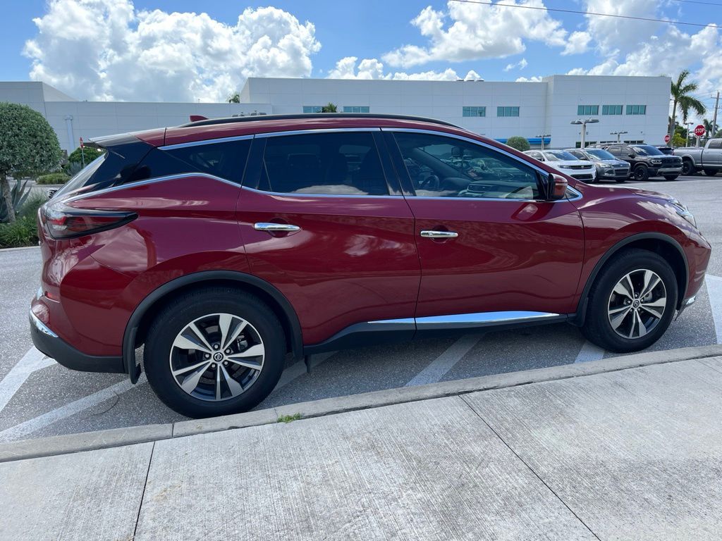 Used 2020 Cayenne Red Metallic Nissan SV image 5