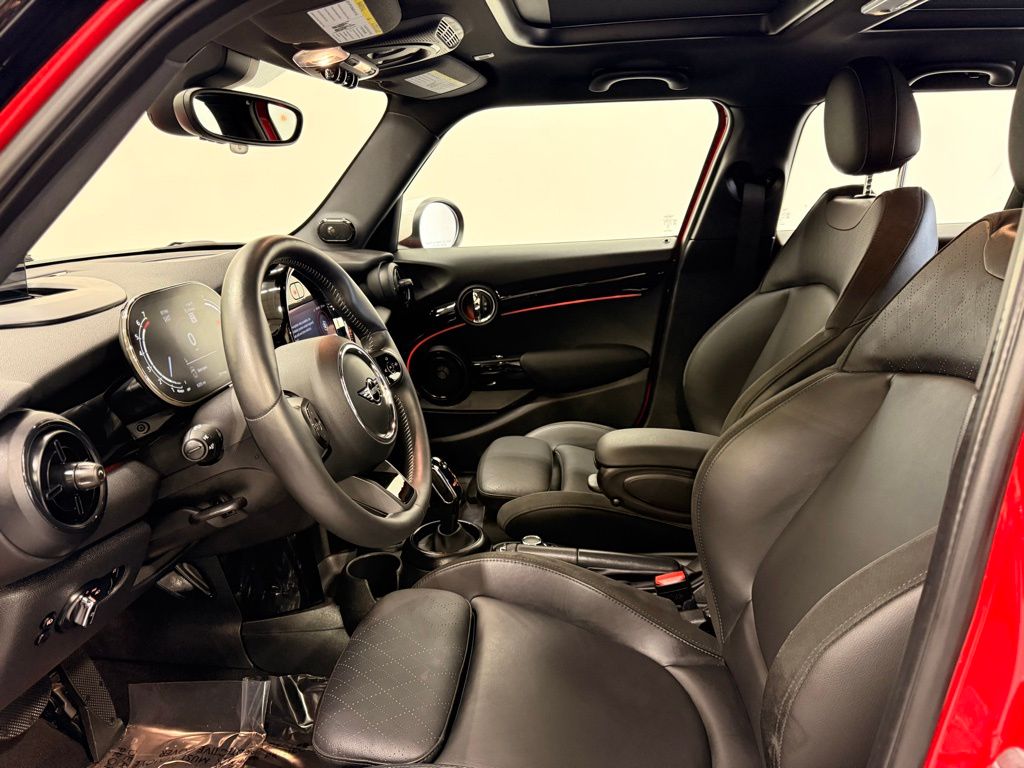 2024 MINI Cooper S 12