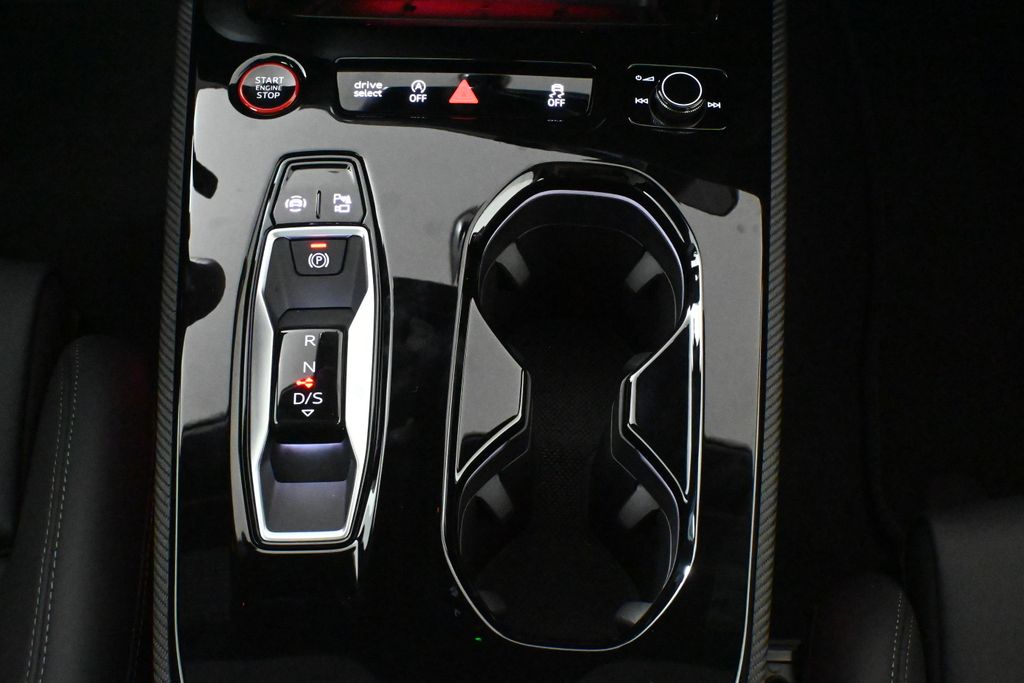 Thumbnail: 2025 Audi S5 - 25