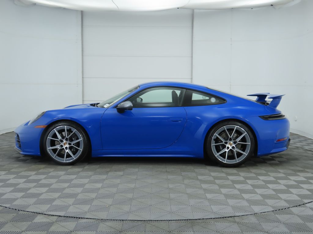 Thumbnail: 2025 Porsche 911 - 2
