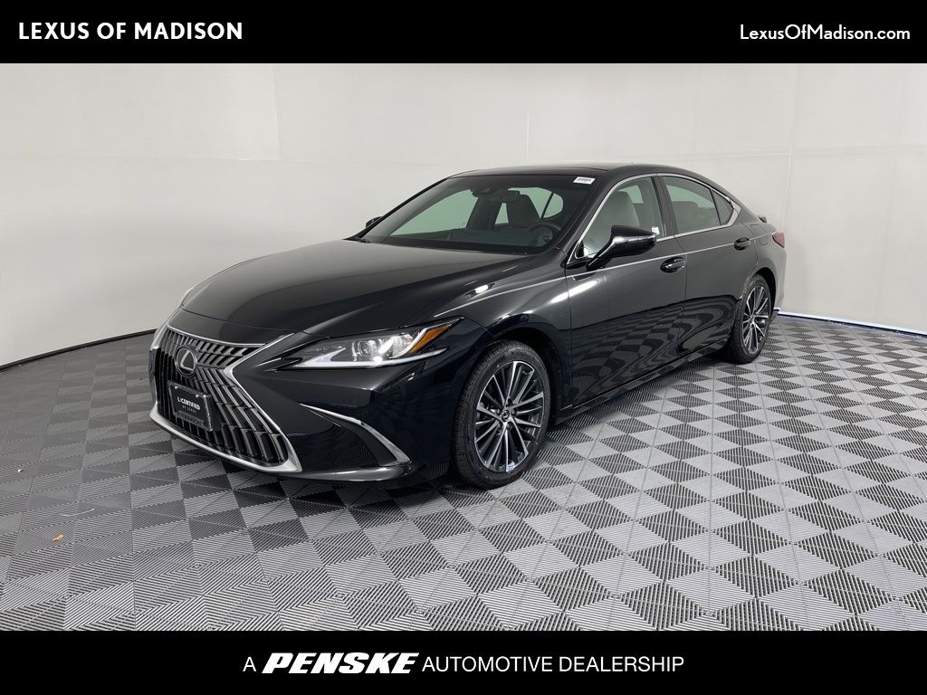 2023 Lexus ES 350 -
                Middleton, WI