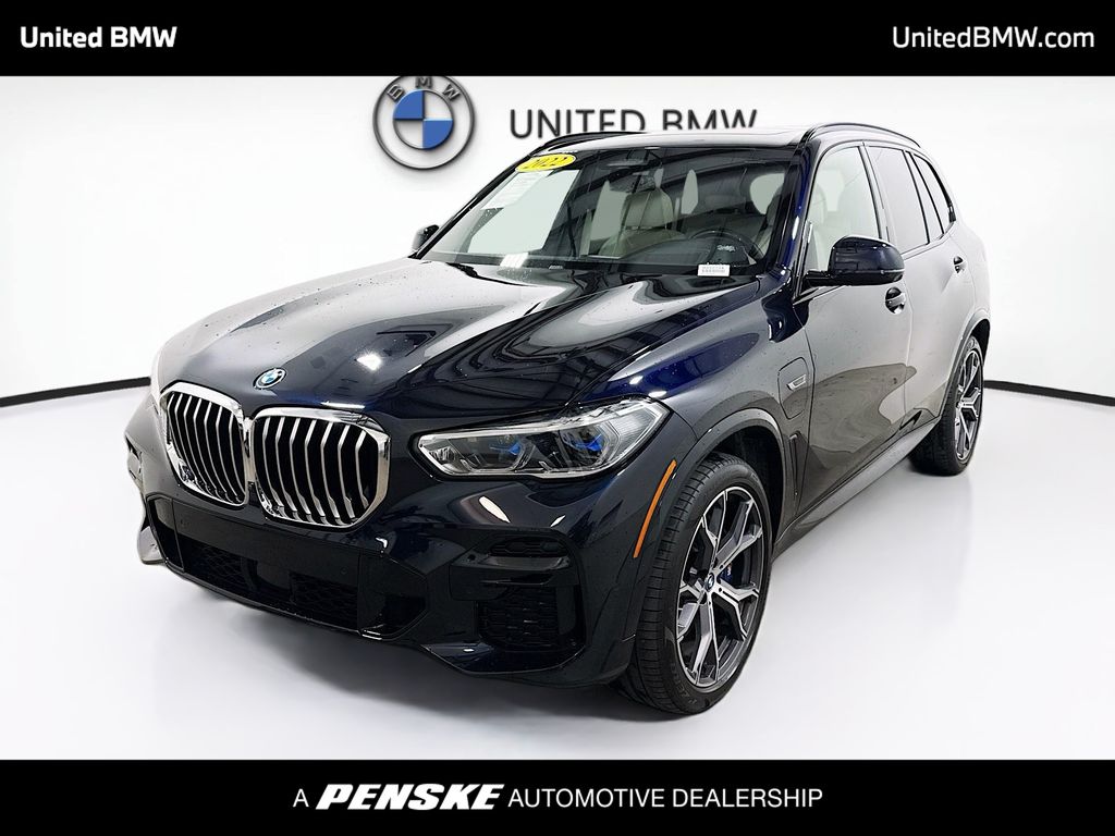 Thumbnail: 2022 BMW X5 - 1