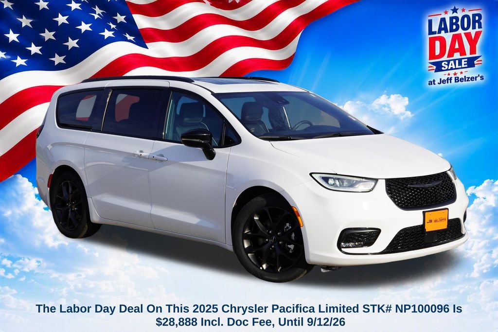Bright White Clearcoat 2025 Chrysler Pacifica Minivan Front-Wheel Drive 9-Speed Automatic