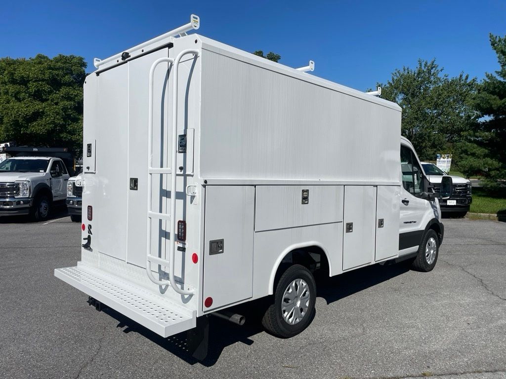 2026 Ford Transit-350 Cutaway 