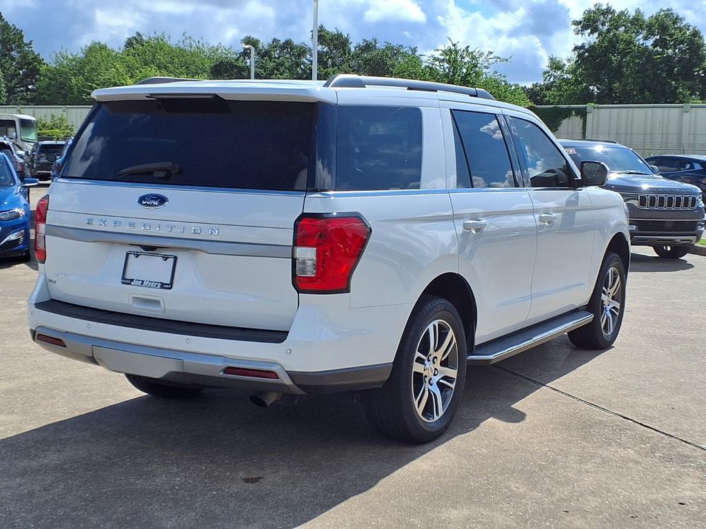 2022 Ford Expedition XLT White at EAG Ford Navasota