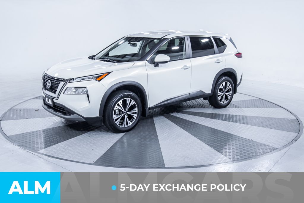 Used 2023 White Nissan SV image 3