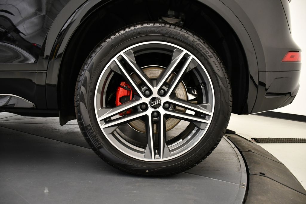 2025 Audi Q5  15
