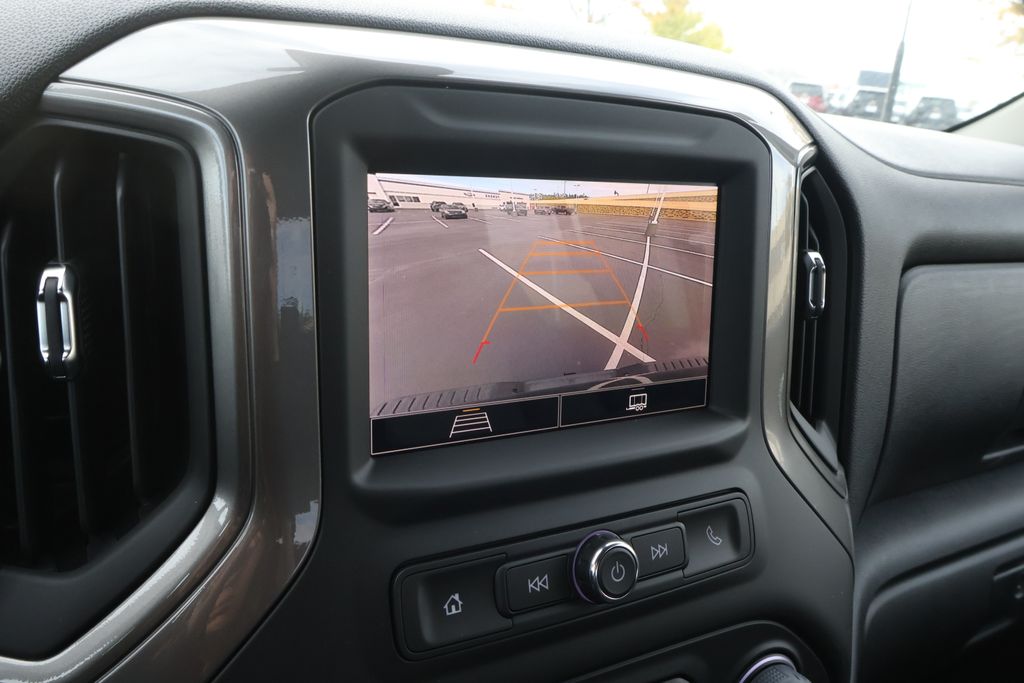 Thumbnail: 2026 Chevrolet Silverado 2500 - 26