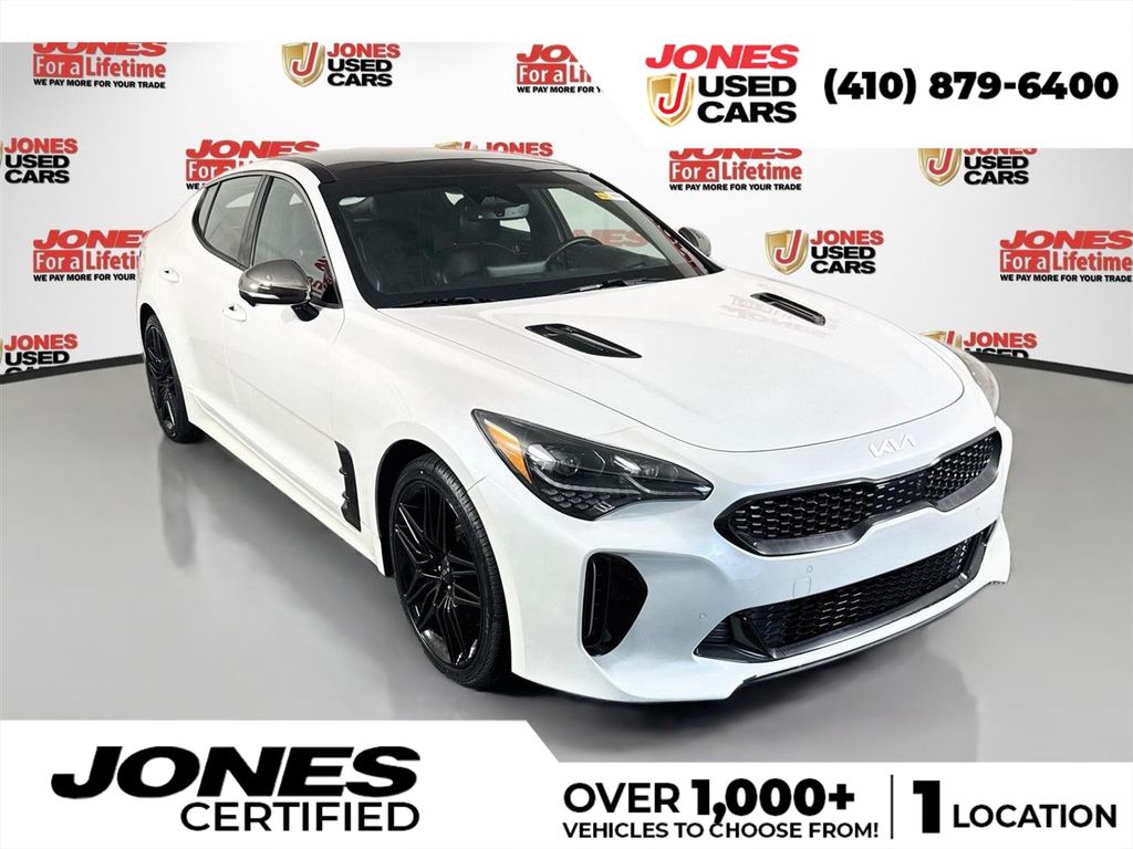 Snow White Pearl 2022 Kia Stinger Sedan Rear-Wheel Drive 8-Speed Automatic