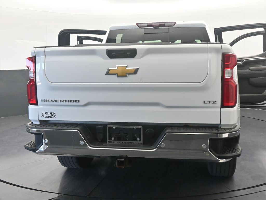Used 2023 Summit White Chevrolet LTZ image 96