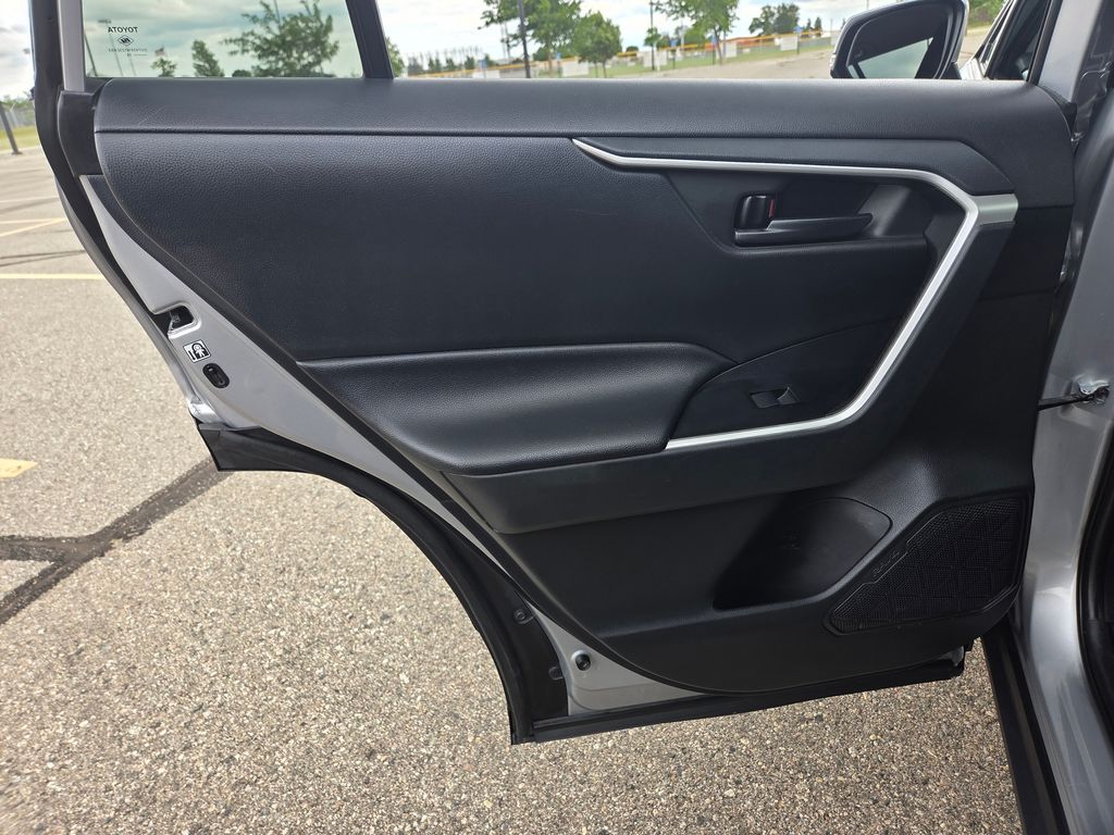 2019 Toyota RAV4 Hybrid LE