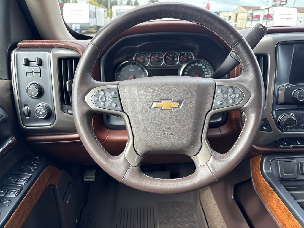 2017 Iridescent Pearl Tricoat Chevrolet Silverado 1500 High Country 4X4 Truck