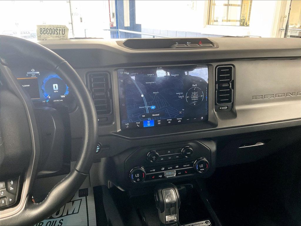 2025 Ford Bronco — photo 18