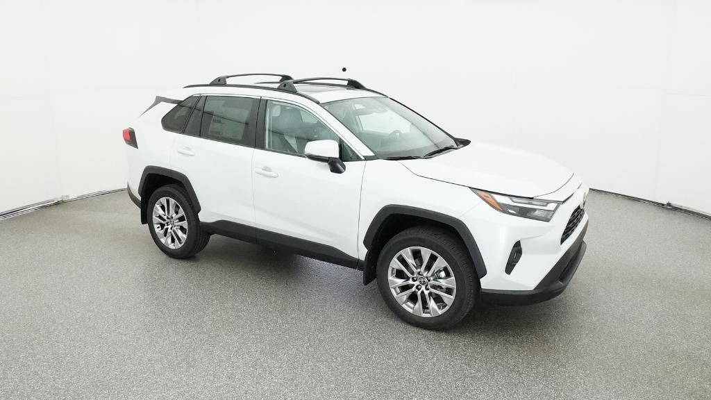Thumbnail: 2025 Toyota RAV4 - 13
