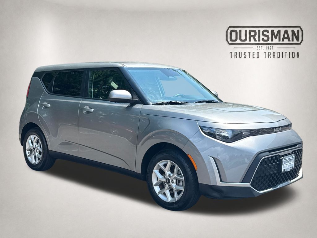 Steel Gray 2025 Kia Soul SUV / Crossover Front-Wheel Drive Continuously Variable Transmission