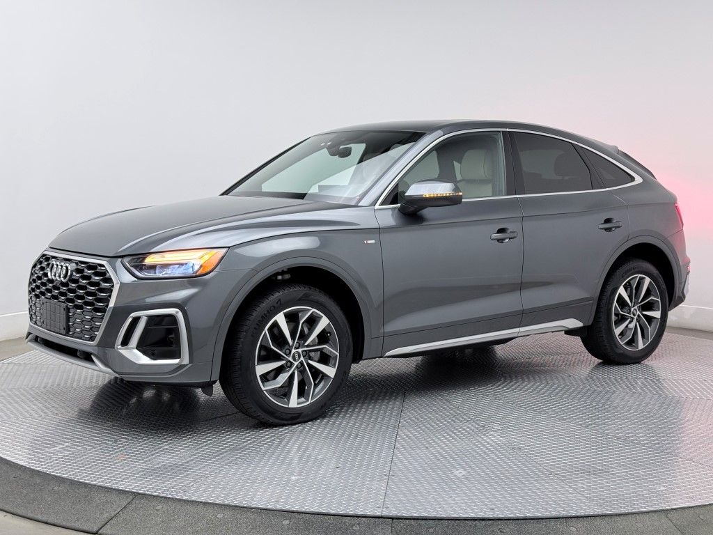 Thumbnail: 2022 Audi Q5 - 8