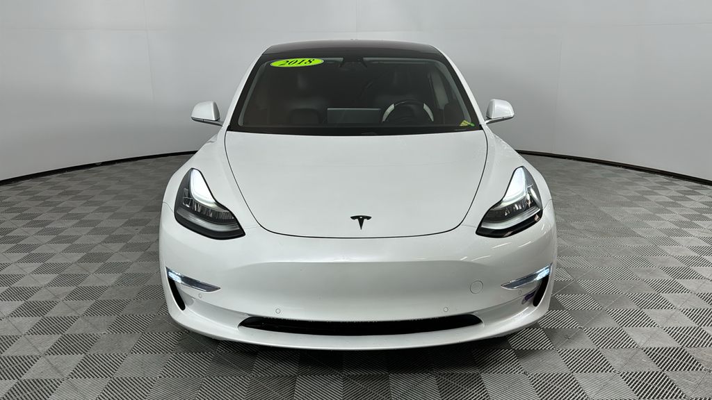 2018 Tesla Model 3 Mid Range 8