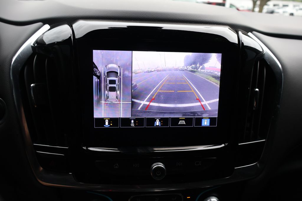 Thumbnail: 2023 Chevrolet Traverse - 29