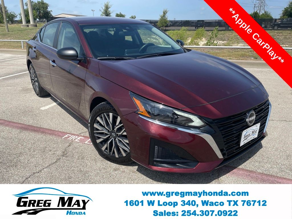 Garnet Pearl Metallic 2025 Nissan Altima Sedan Front-Wheel Drive Continuously Variable Transmission