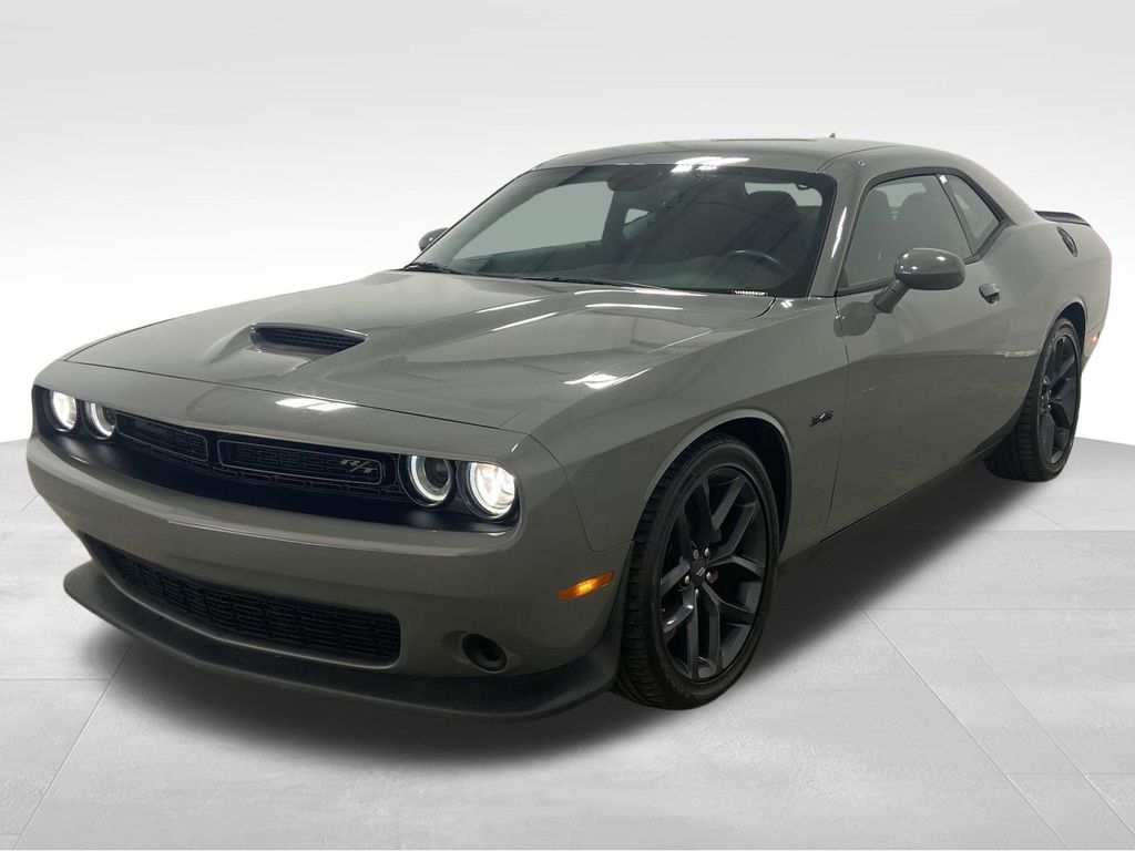2023 Dodge Challenger R/T photo 5